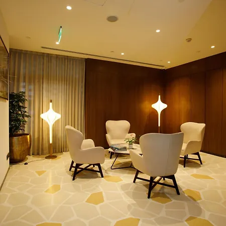 080 Transit Hotel, T2-2